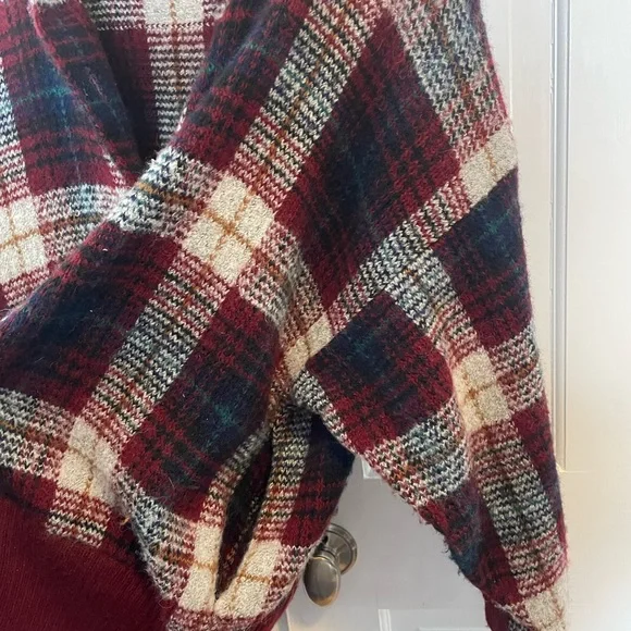 Vintage plaid grandpa style oversized Button-Up Cardigan - Picture 5 of 6